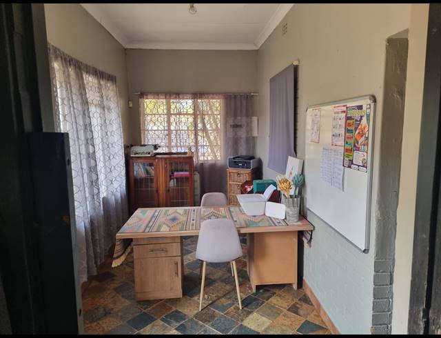 4 BEDROOM HOUSE FOR SALE IN BO-DORP